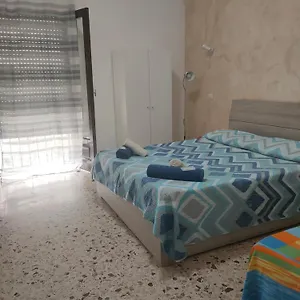 2* לינה וארוחת בוקר Bed And Fly Aeroporto Fontanarossa Reception H24 Bagno Privato In