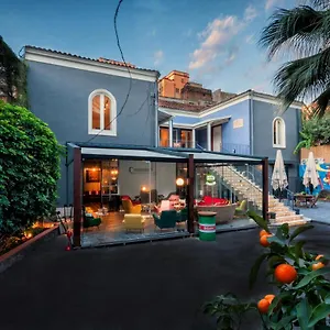  Albergue The Yard